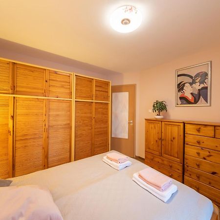 Center Budget Apartment Inside Free Parking Self Check-In Free Streaming Ac Balcony Budapest Esterno foto